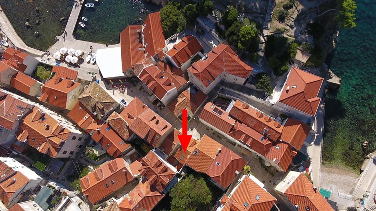 Gate Apartman *