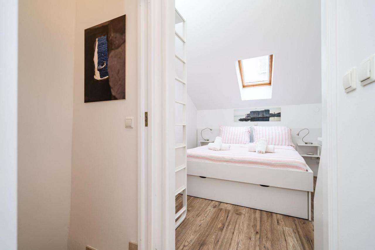 Gate Apartament